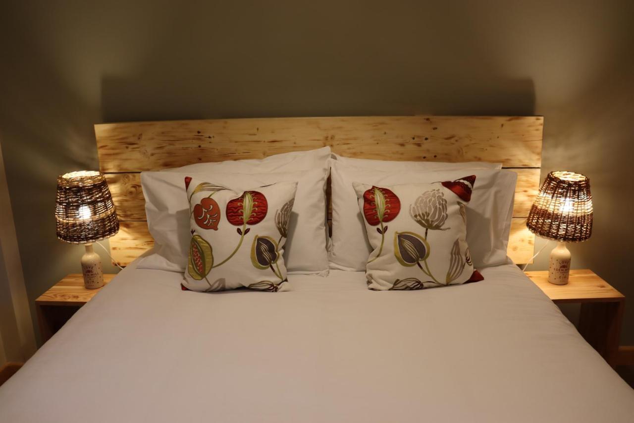South Downs Eco Lodge & Camping East Meon ภายนอก รูปภาพ